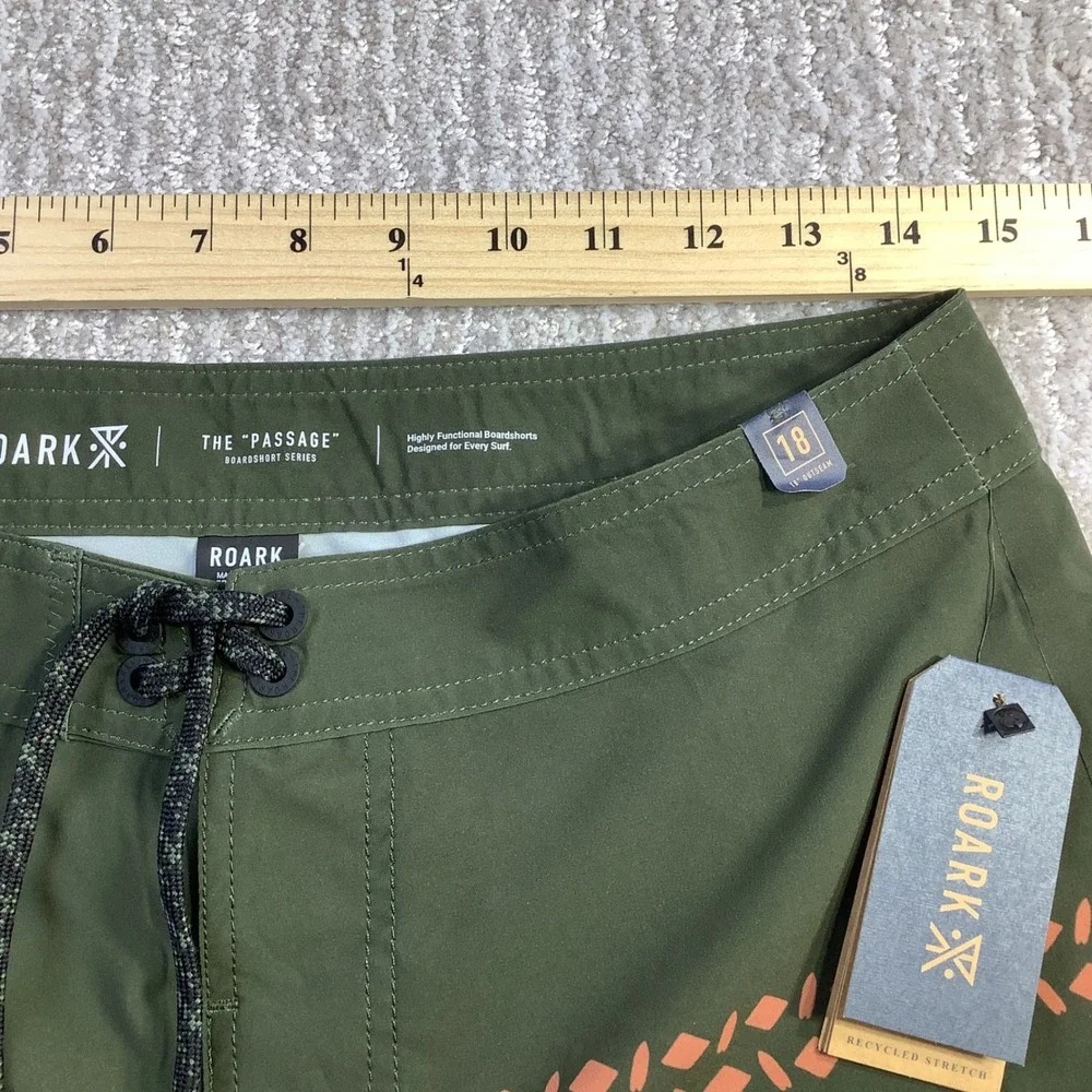 Roark Passage Primo Island Time Boardshorts Dark Military Green Mens Size 30 NWT